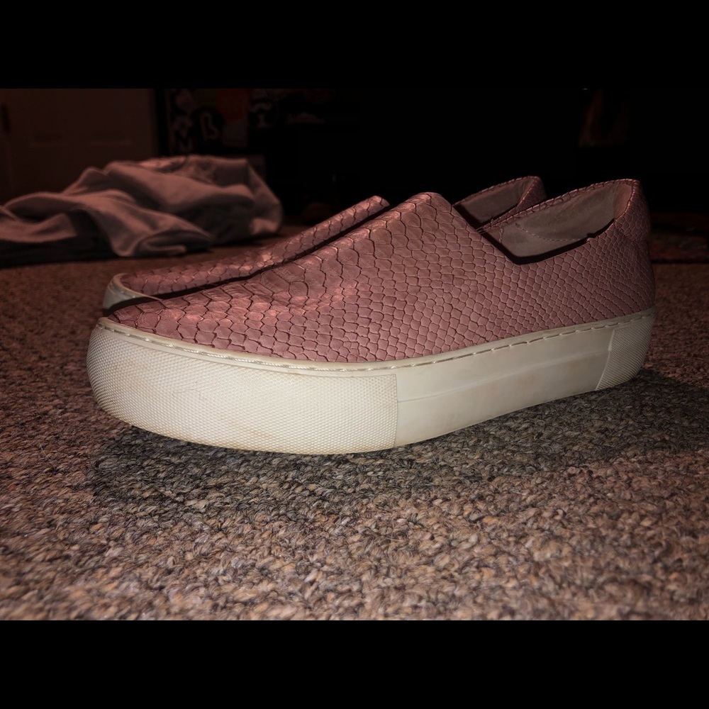 Slip on sneakers